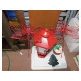 LANTERN METAL AND WIRE FLOWERS