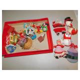 ORNAMENTS VINTAGE MR. & MRS. CLAUSE