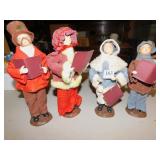 SET OF CAROLERS