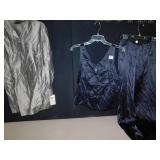 DANA BUCHMAN S GRAY W/ TAG & HILFIGER SZ. 2 - 2