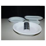 FIESTA WHITE 2 BOWLS, 2 OVAL TRAYS AND SMALL