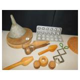 FUNNEL, RAVIOLI MAKER, BANDED BOX