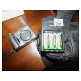 CANNON 8.0 CAMERA W/ CHARGER
