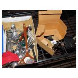 MAG. LIGHT ON STAND, DUCK, LIGHT, UTENCILS, ETC.