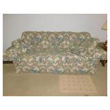 SOFA FLORAL PATTERN, KEY CITY