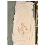 SOFT BLANKET AND HANDBAGS