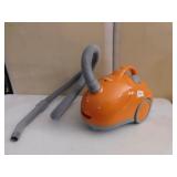 HOOVER VACUUM WITH PULL OUT CORD, WITH