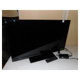 32" INSIGNIA TV WITH REMOTE