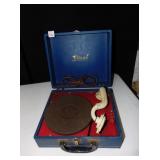 BIRCH MODEL 20C VINTAGE RECORD PLAYER IN PORTABLE