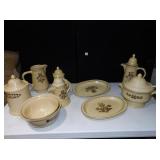 PFALTZGRAFF SERVING PIECES, COOKIE JAR, TEAPOT