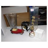 JEWELRY HOLDER LUCITE WITH SKELETON NECKLACE,