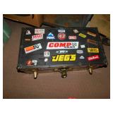 TRAVEL TRUNK WITH STICKERS, JEFF GORDON NOTE PAD