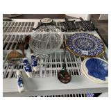 CAST IRON HOLDER TRIVOTS FORKS SPOONS CHEESE