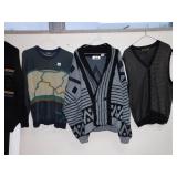 MEDIUM 1 LARGE SWEATER