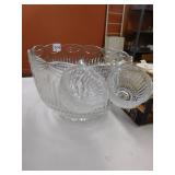 PUNCH BOWL AND 12 CUPS