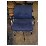 CHROME BASE 5 WHEEL OFFICE CHAIR