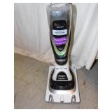 SHARK FLOOR CLEANER/SCRUBBER