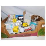 ASSORTMENT OF LIGHT BULBS