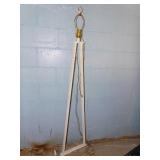 FLOOR LAMP, METAL, NEEDS REFURBISHED