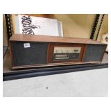 RCA VICTOR 8 TRACK/RADIO MODEL NUMBER YJD-22W