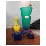 BLUE VASE AND ART GLASS VASE