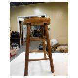 24" H BAR STOOL