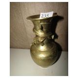 8" BRASS VASE ORNATE DECORATION