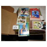 MIXED CARDS BASEBALL AND HOCKEY 1980