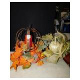 METAL CENTER PIECES FALL W/ SILK FLOWERS