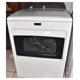 MAYTAG TOP OF THE LINE GAS DRYER LIKE NEW