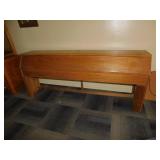 KING OAK HEADBOARD W/ LIFT TOP FOR STORAGE .