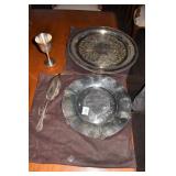 SILVERPLATE SERVING PIECES, TRAYS.