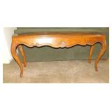 DISPLAY TABLE 59" W TURNED LEGS 15" D X 27" H