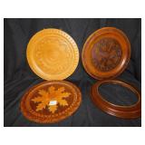 3 WOOD PLATES AND PLATE SURROUND.