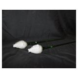 TWO GLASS FLOWER GREEN/WHITE .