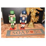 NUTCRACKERS, HOLIDAY DECOR .