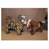 PITT CAT VINTAGE AND HORSE