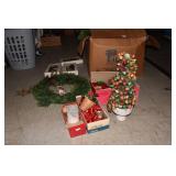 LARGE BOX HOLIDAY DECOR ., VASES