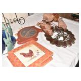 ROOSTER PICTURES, METAL DECORATION, PIG BOARD.