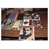 GROUP OF ASSORTED MAGAZINES/ BOOKS