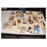GROUP OF VINTAGE POSTCARDS