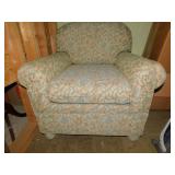 ARMCHAIR VERY CLEAN 35"H X 30" W X 30" D