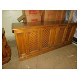 DREXEL 72" LONG DRESSER W/ PULL OUTS