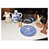 AMBER BOTTLE BAUM BRO PITCHER