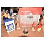 2 CARDINAL FIGURES SALT, PEPPER MADE IN JAPAN