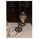 LANTERN AND HANGER ELECTRIC