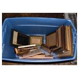 LARGE AMOUNT PICTURE FRAMES