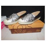 PURE SOLE BURLAP & GOLD SIZE 9