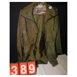 9 WEST NYLON DARK GREEN W/ HOOD