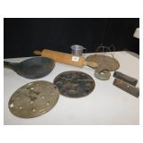 ROLLING PIN, SKILLET